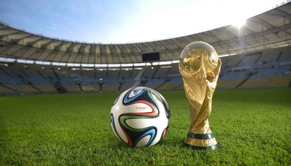 bet365-凤凰涅槃！杜兰特回归首秀引爆全场，公牛主场球迷倒戈欢呼